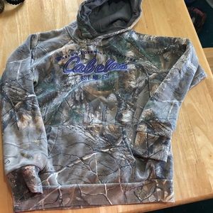 Cabela’s girls camo hoodie